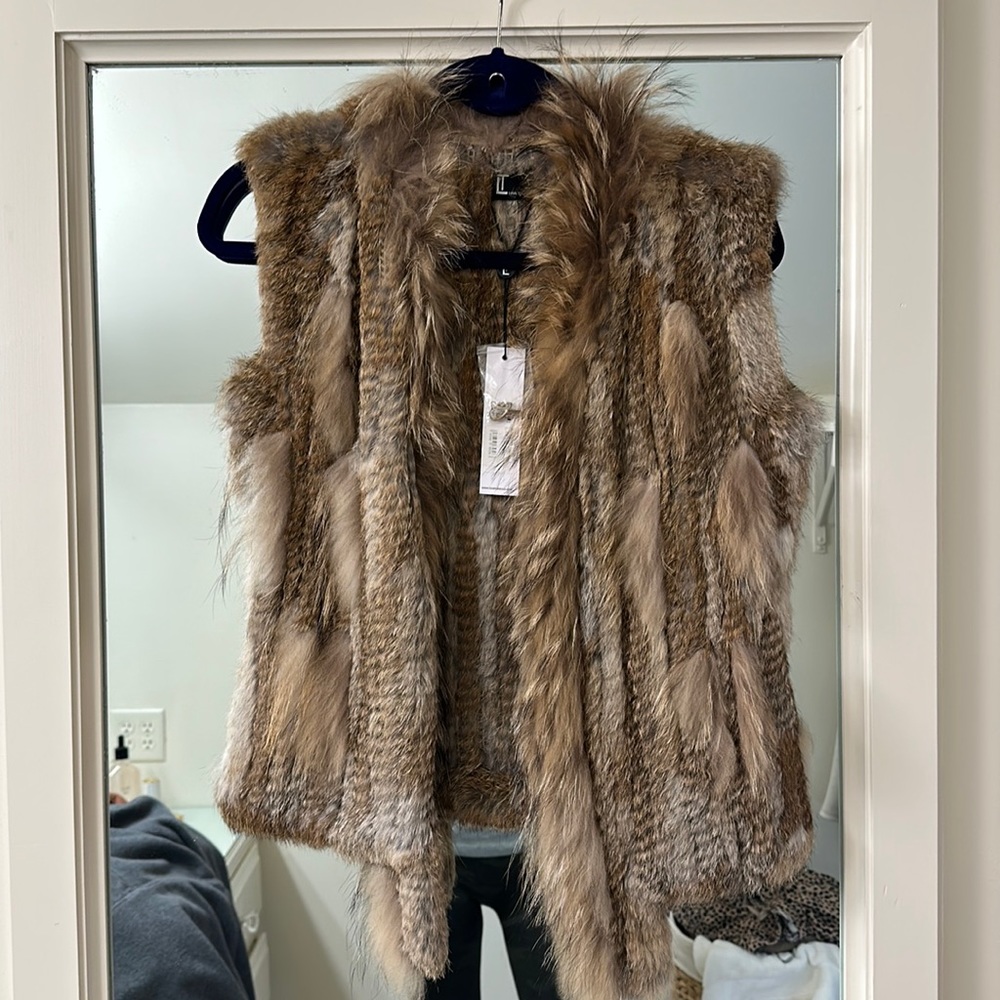 Fur vest